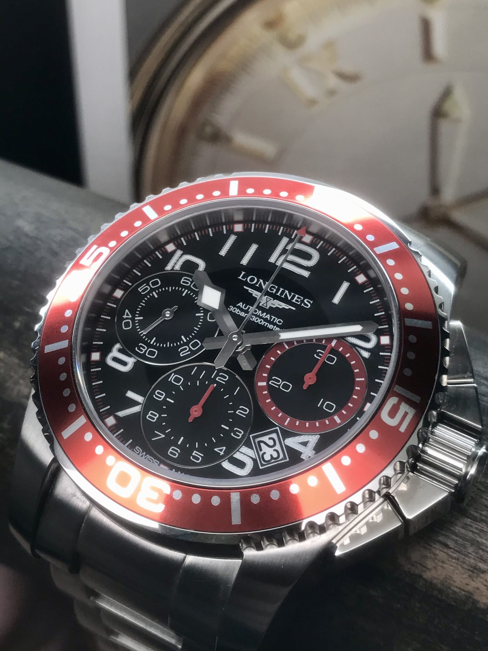 Longines HydroConquest Chronograph Red Bezel 41mm Swiss Automatic 300m Diver