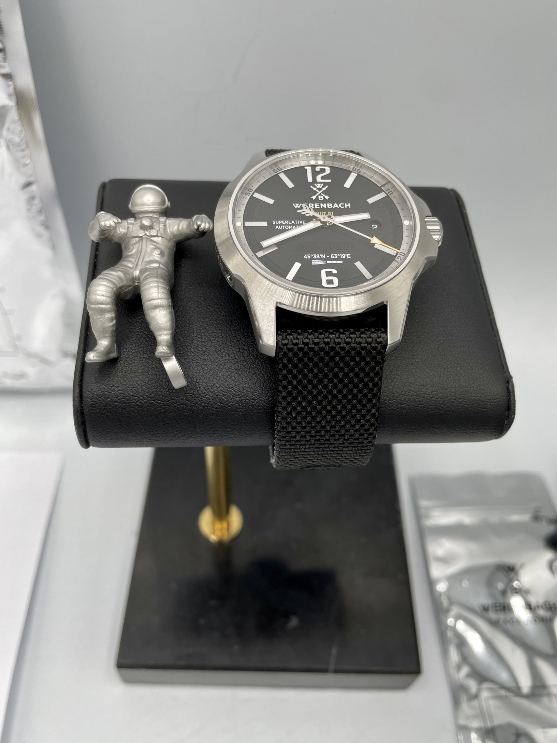 Leonov Werenbach Soyuz Soyuz Rockets Watch Unique Design All Black