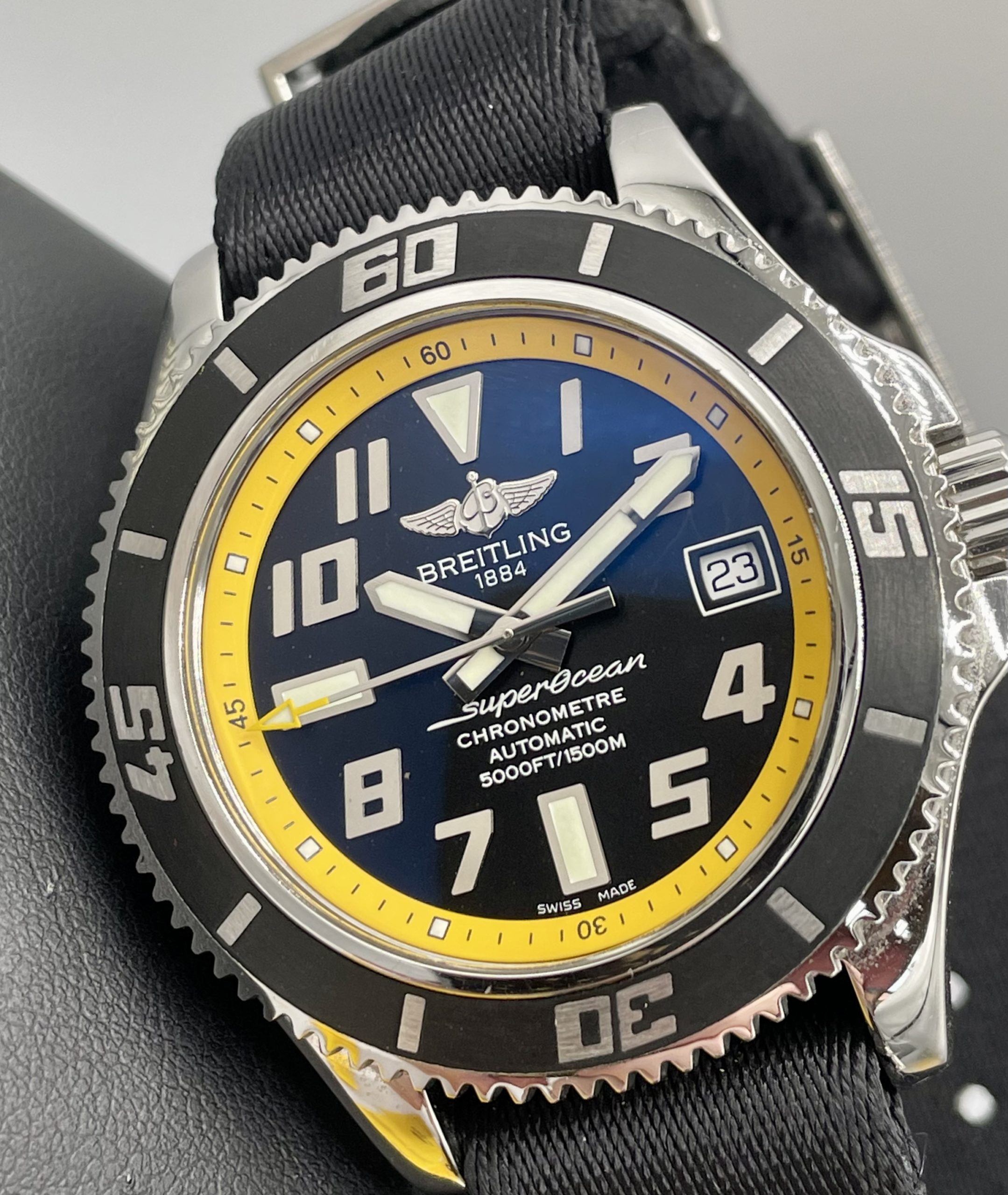 breitling superocean abyss yellow