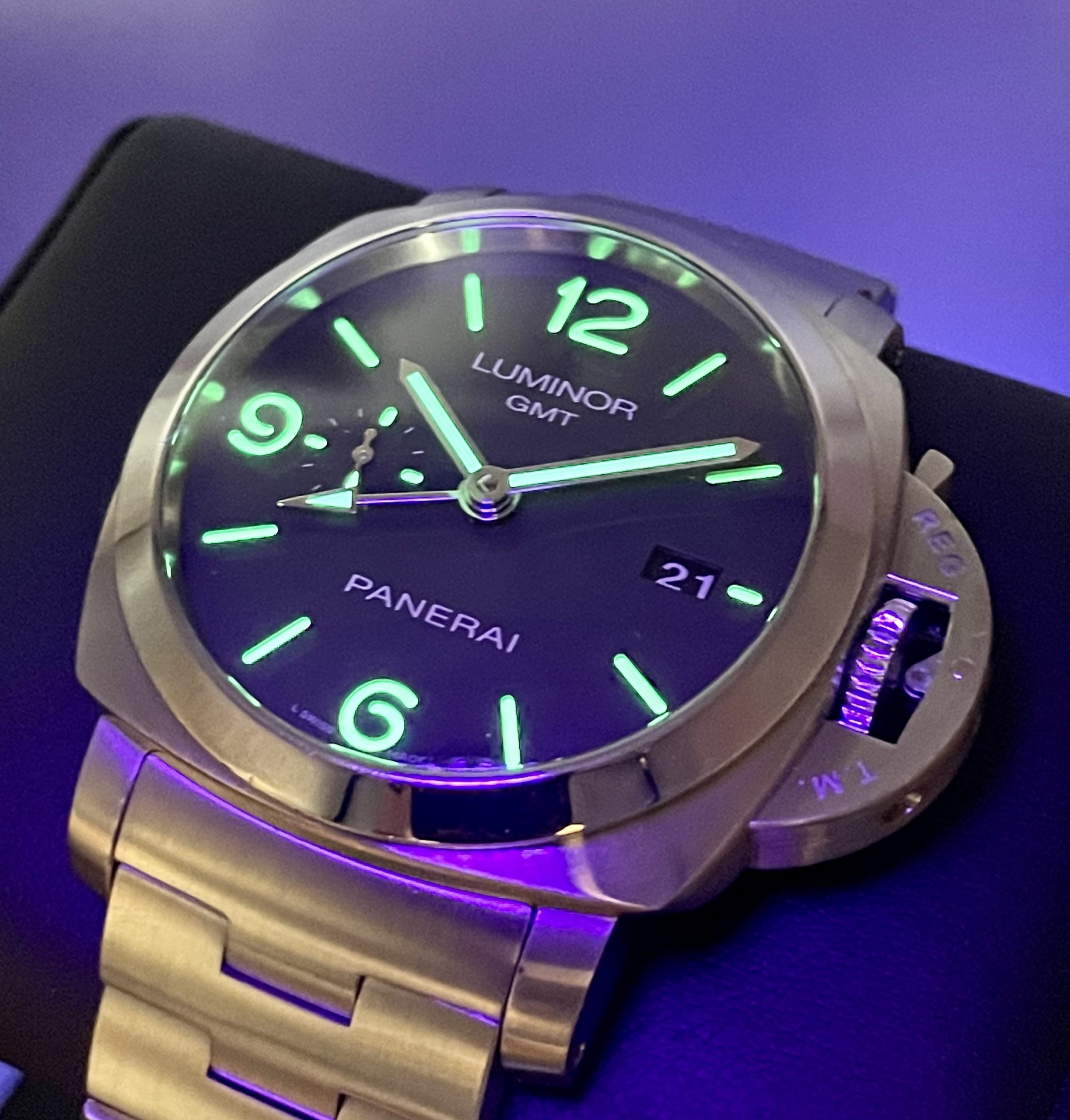 Panerai Luminor 1950 GMT 3 Days Pam00329 44mm Automatic Bracelet