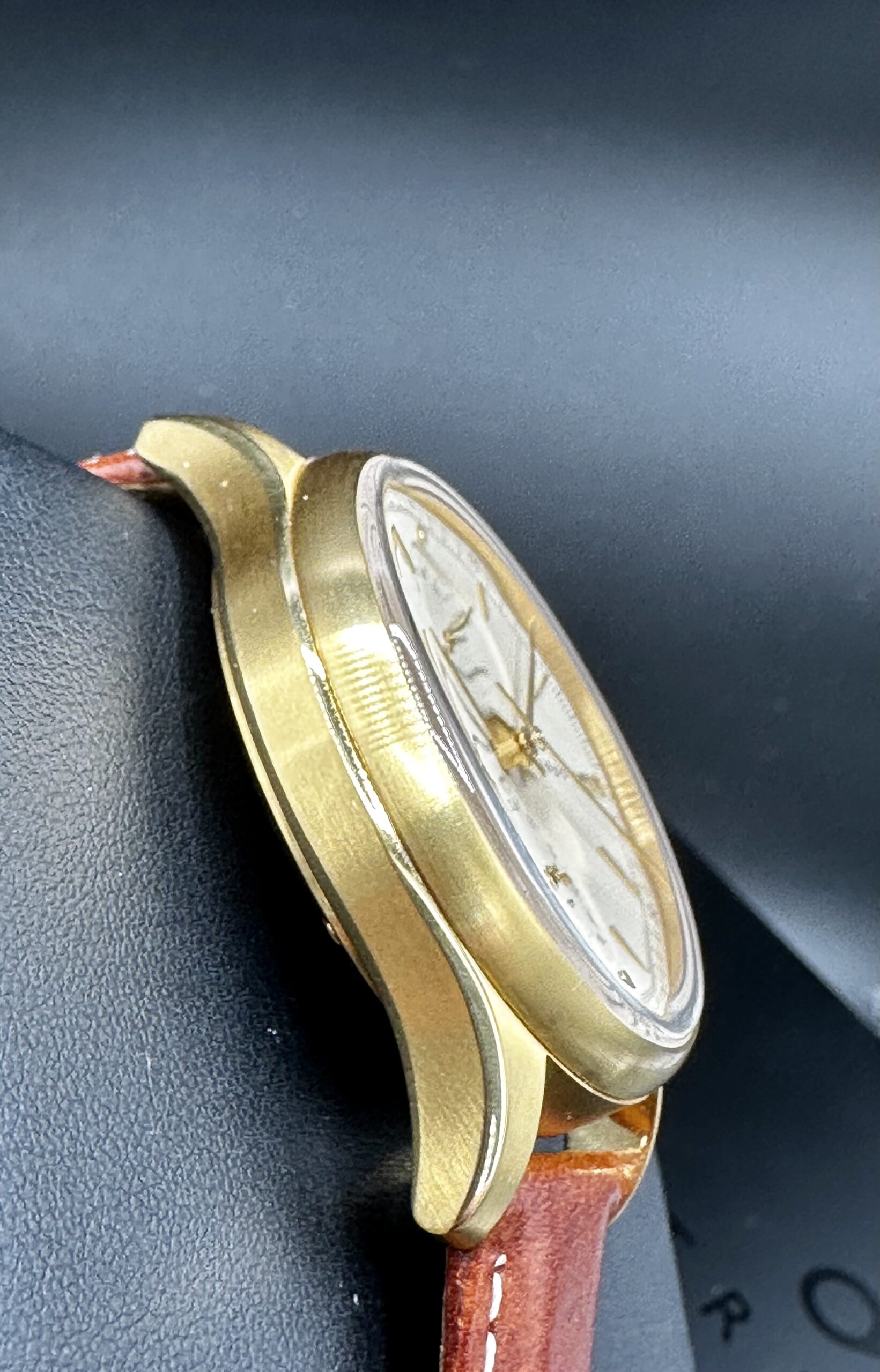 TRIBUS TRI-03 Power Reserve GMT COSC Swiss Automatic Gold PVD