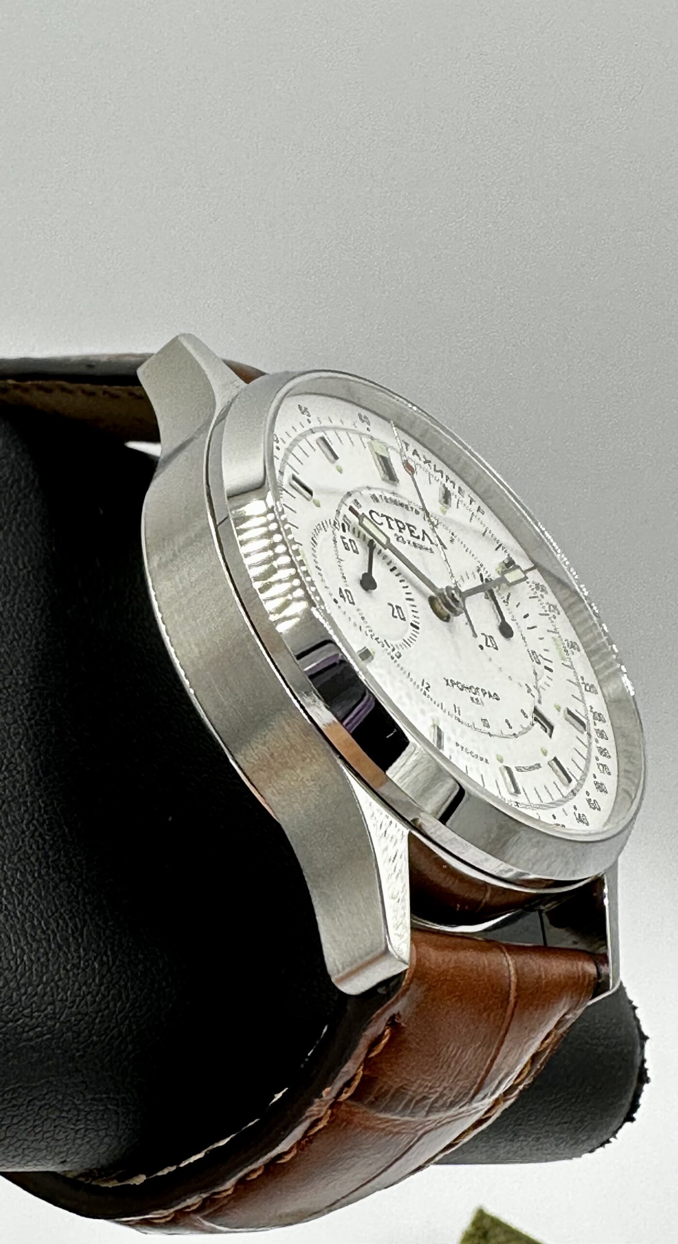 Stella COSMOS CO42CYW Chronograph 42mm Poljot Caliber 3133 Manual