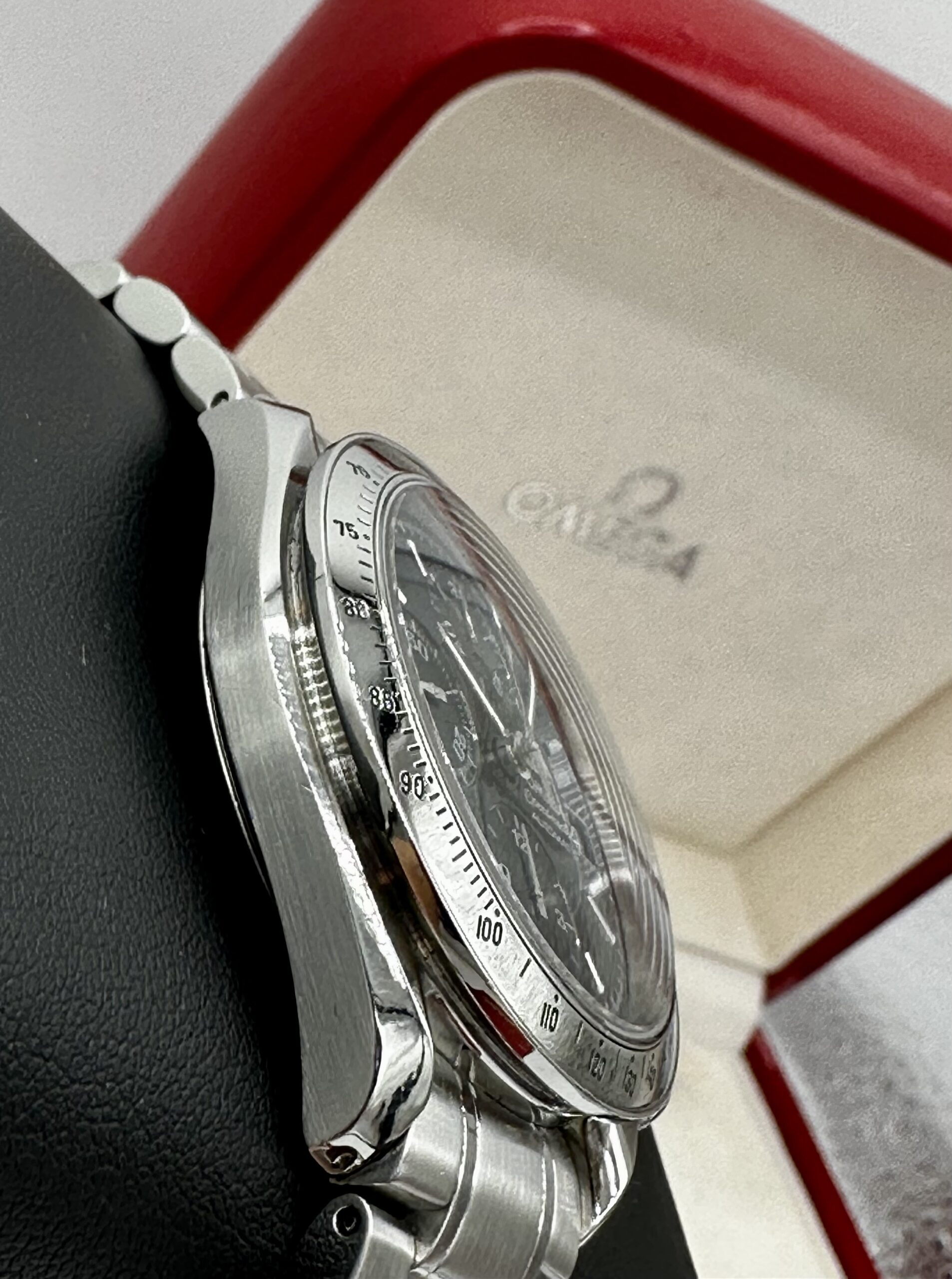 OMEGA SPEEDMASTER Chronograph Date Ref 3513.50 39mm Automatic