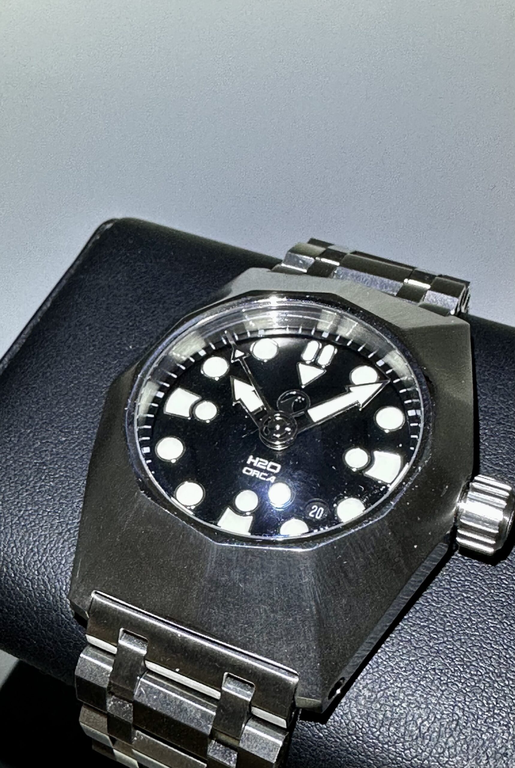 H2O Helberg Orca Mono 2 Case 2000m Diver Swiss ETA Automatic 44mm