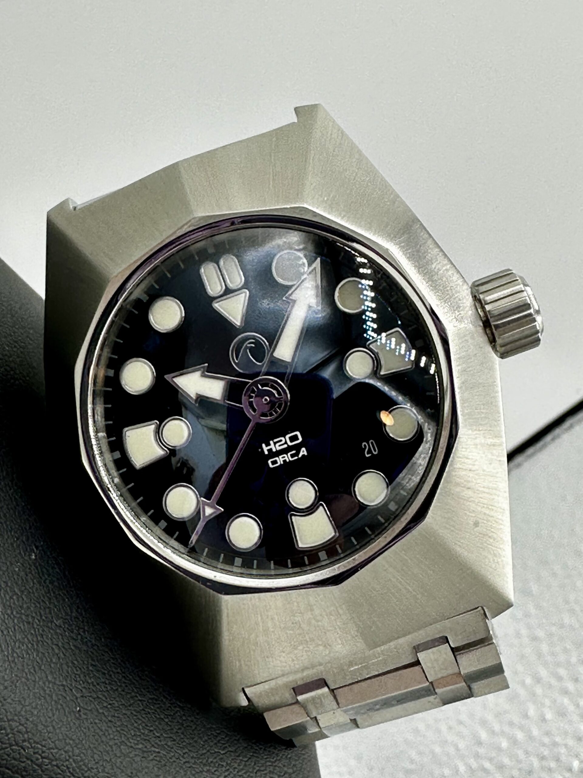 H2O Helberg Orca Mono 2 Case 2000m Diver Swiss ETA Automatic 44mm