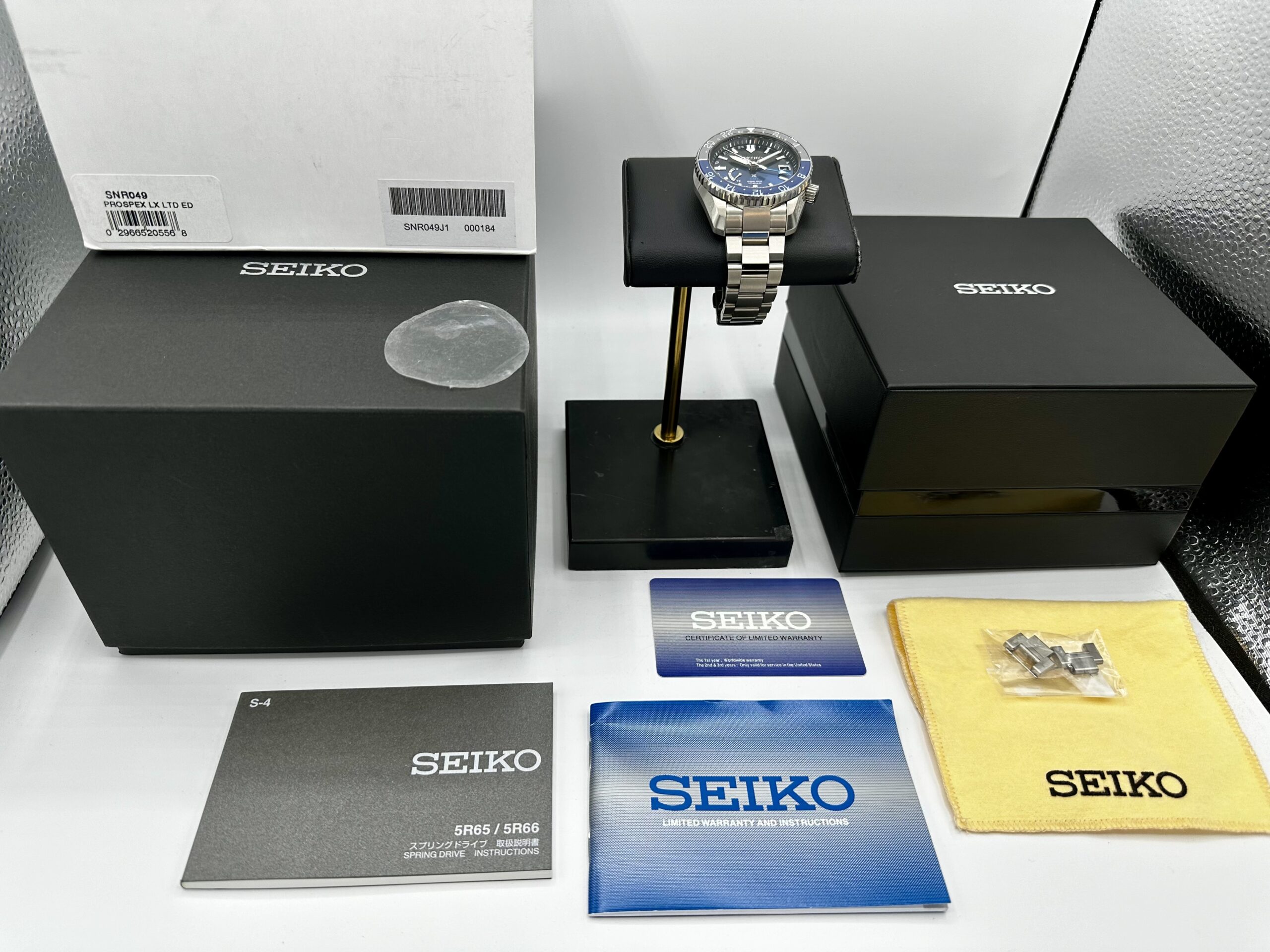 SEIKO PROSPEX LX 400 PIECE LIMITED EDITION BLUE SNR049 SKY GMT