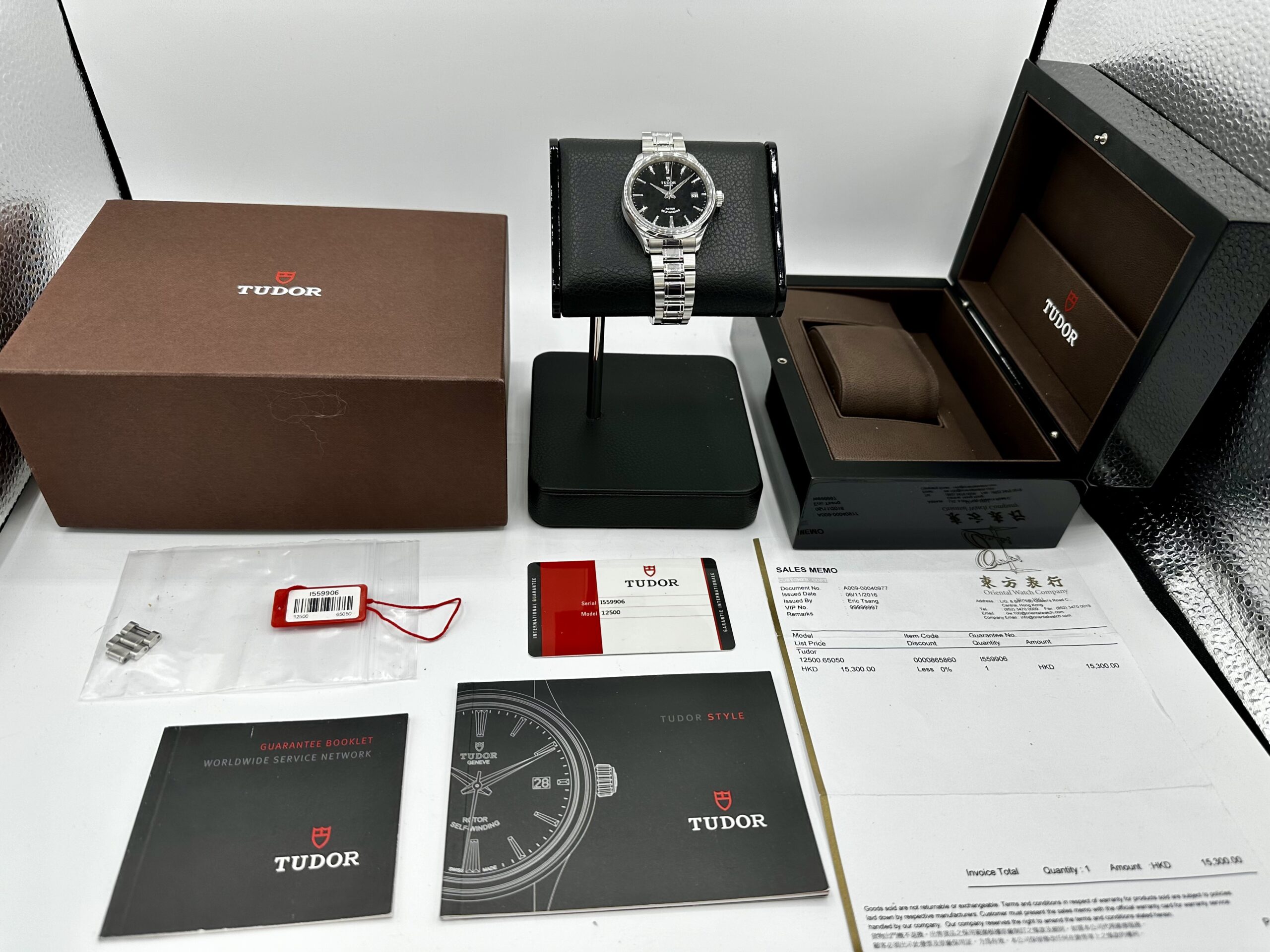 Tudor Style 12500 38mm Black Dial Stainless Steel Bracelet Swiss