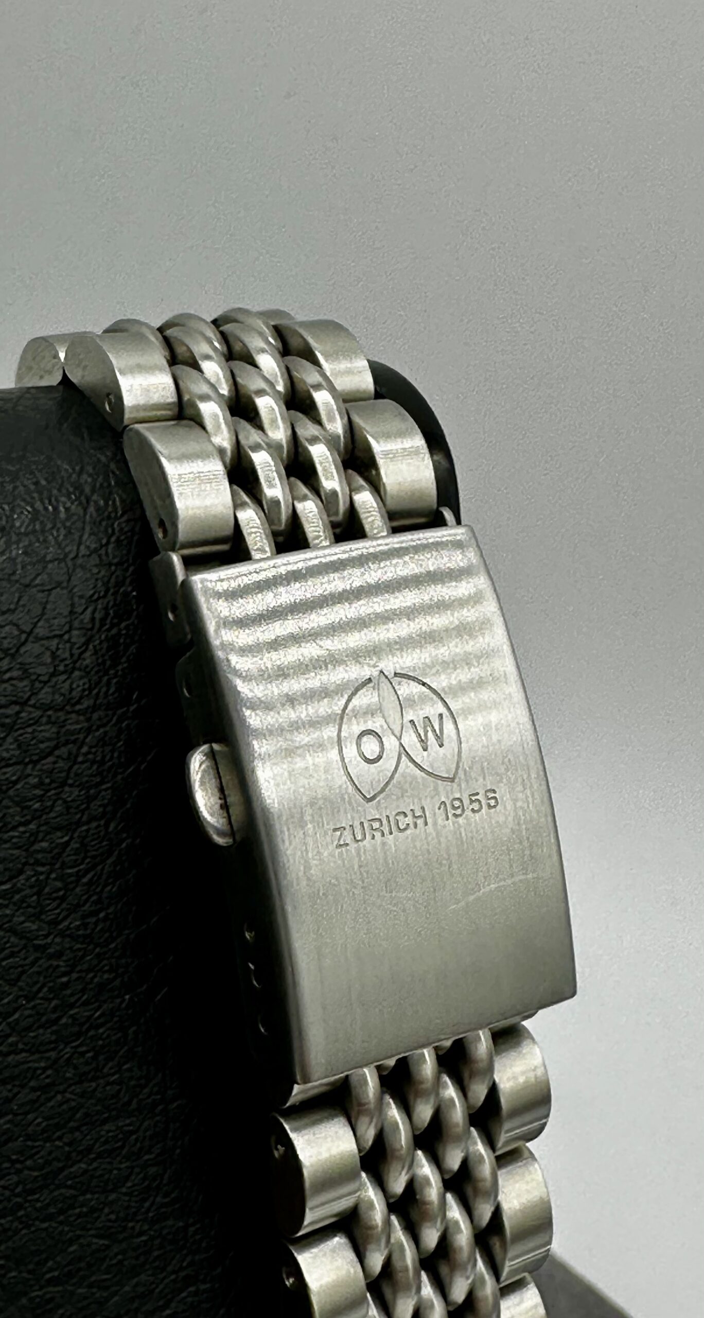 OLLECH & WAJS O & W C-1000 RAF SWISS ETA AUTOMATIC 40MM 1000M
