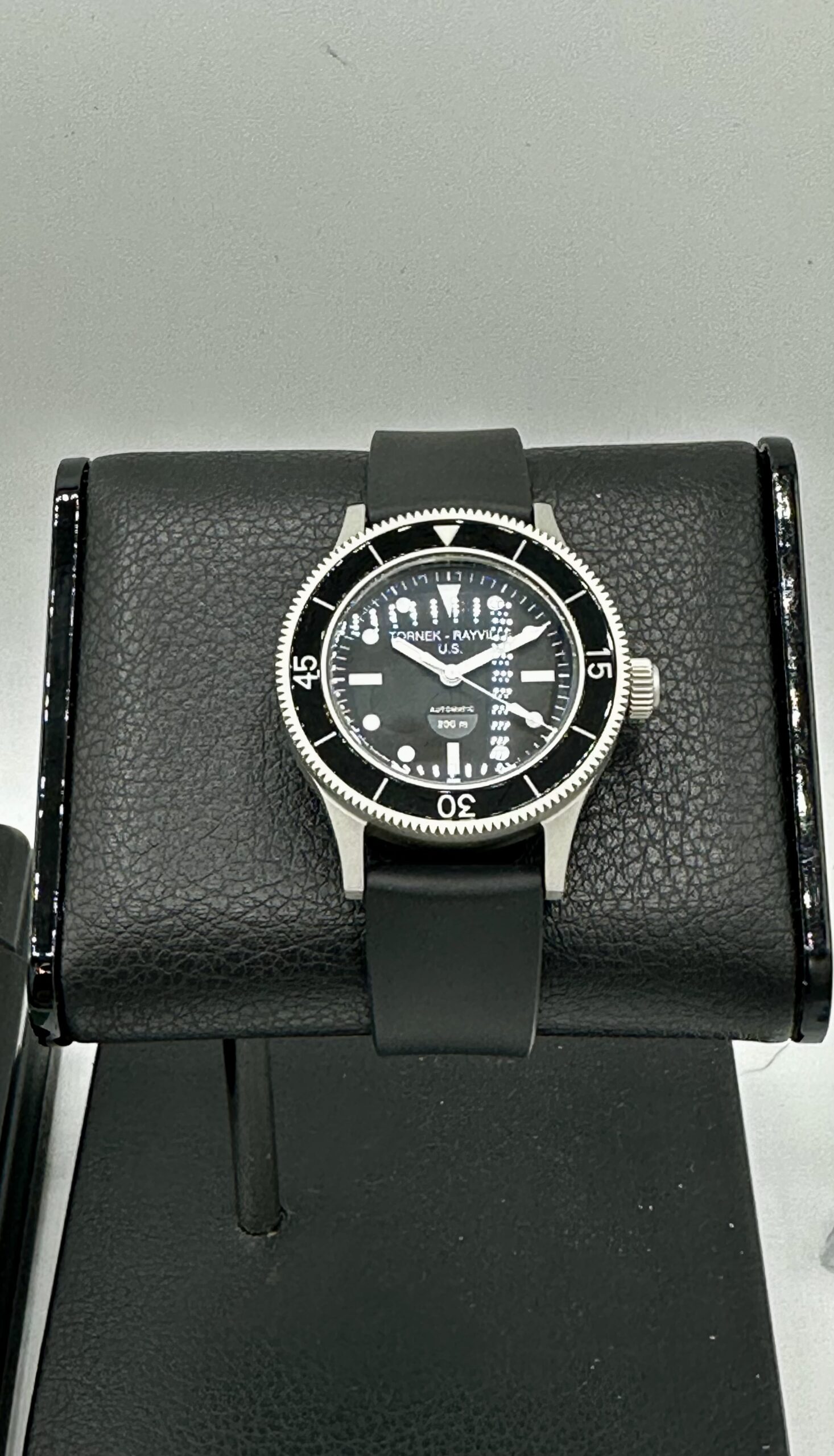 Tornek-Rayville TR-660 Military Spec 40mm Bead Blasted Case 200m