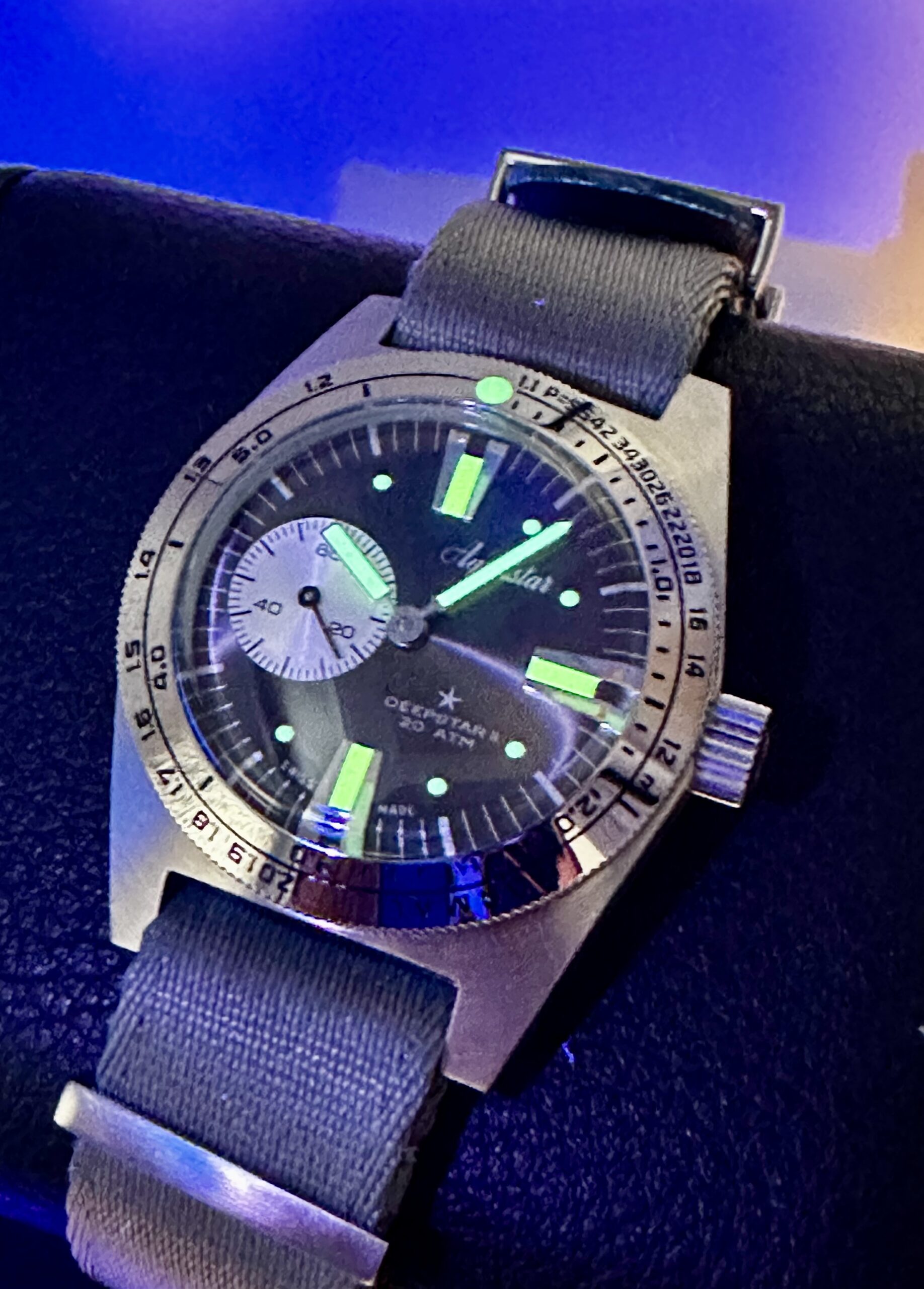AQUASTAR DEEPSTAR II STEEL GREY DIAL SWISS AUTOMATIC 37MM