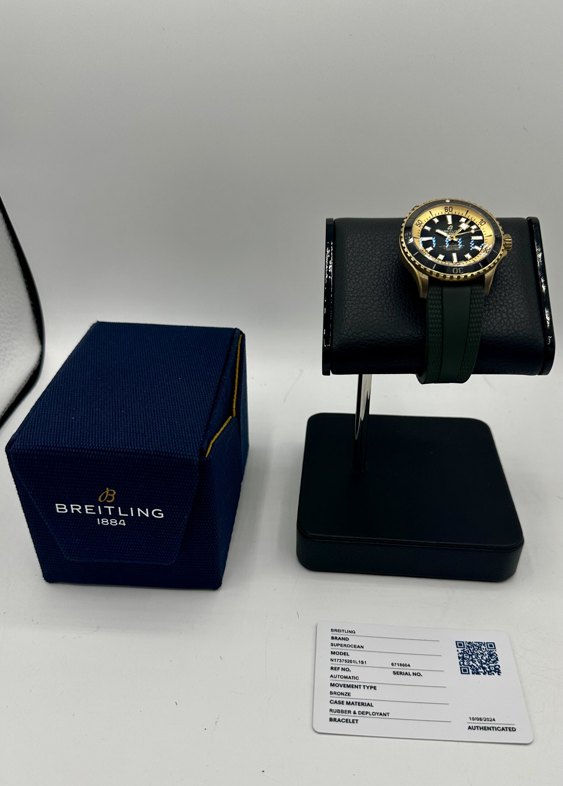 BREITLING Superocean Automatic 42 BRONZE N17375 Green Dial 42mm