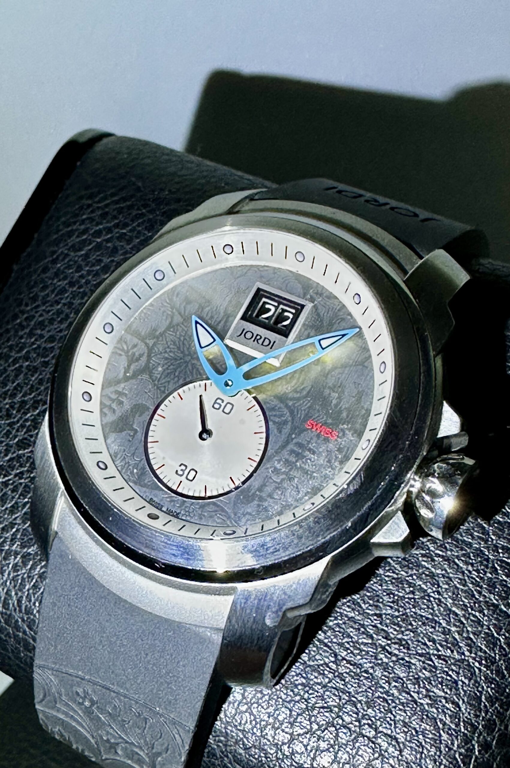 Michel Jordi Mega Icon Swiss Made Quartz Big Date 45mm Silver