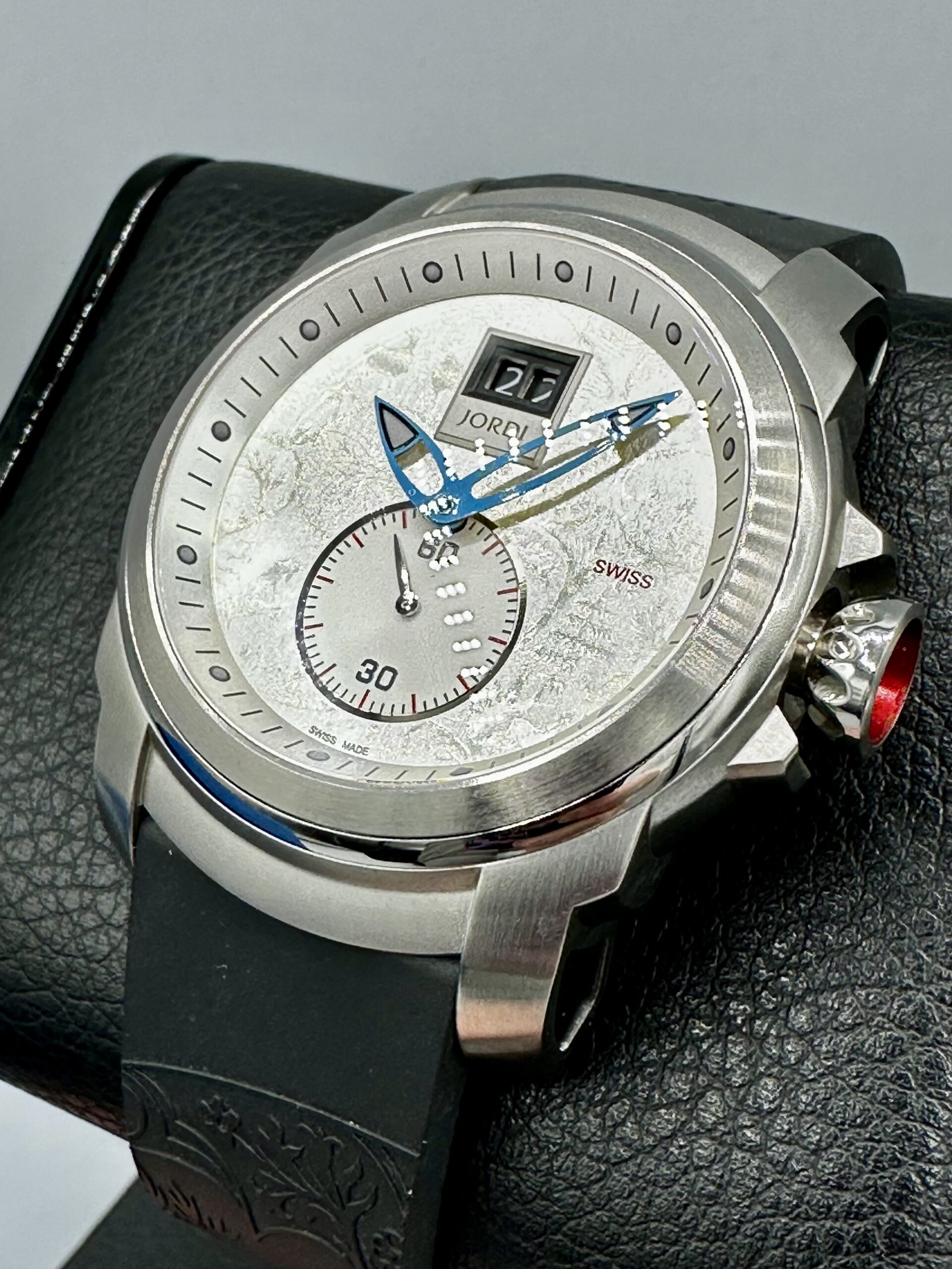 Michel Jordi Mega Icon Swiss Made Quartz Big Date 45mm Silver