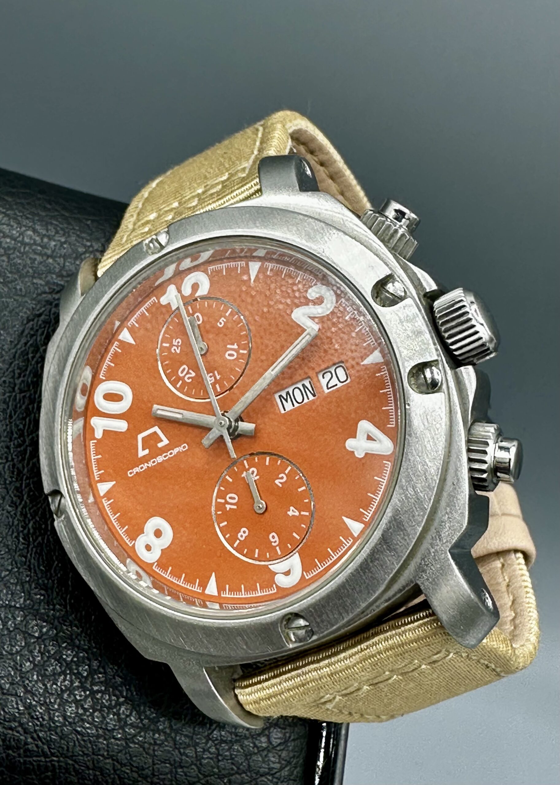 ★廃盤　ウィリアムズソノマ　イタリア製ハンドペイント　TOURNESOL ANONIMO OPERA MECCANA CRONOSCOPIO ORANGE MOD 2005 CHRONOGRAPH
