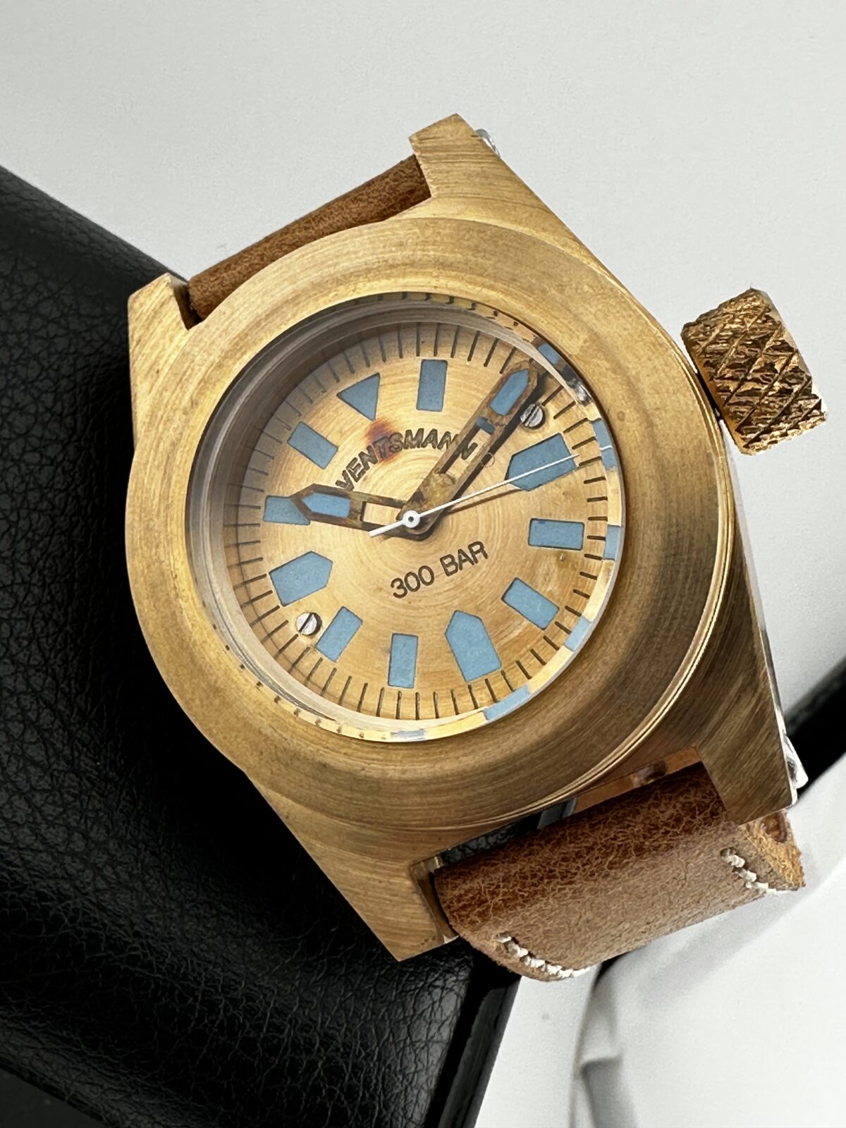 KAVENTSMANN TRIESTE SE Bronzo 47mm Bronze Case 3000m Diver Swiss ETA Automatic