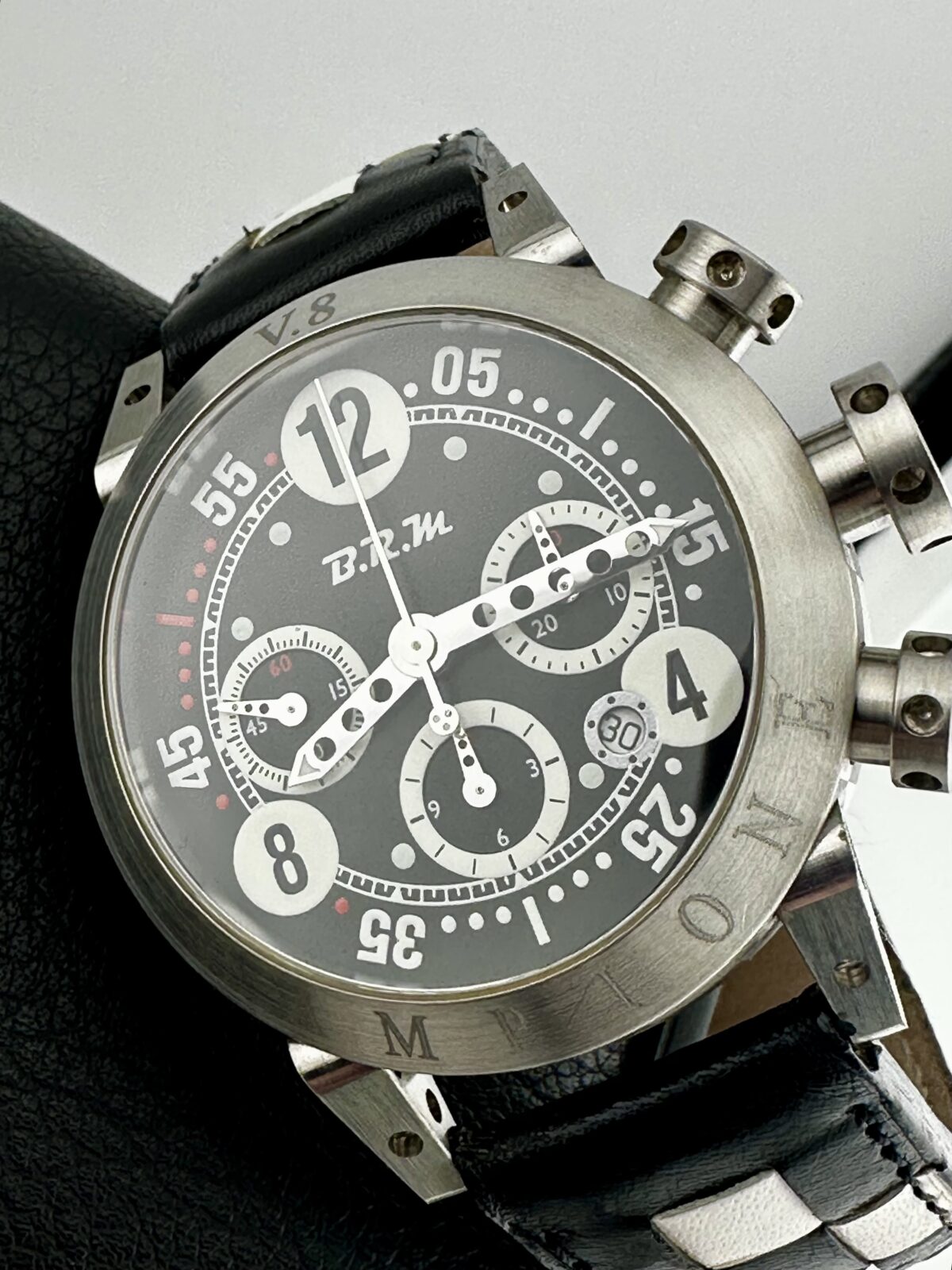 B.R.M BRM V8-44 CAMPIONE Swiss Valjoux 7753 Automatic 44mm Checkered Flag Case