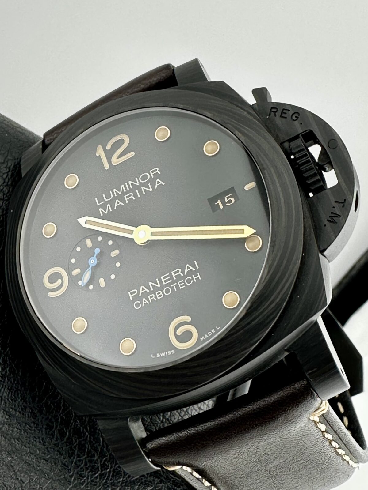 PANERAI LUMINOR MARINA 1950 CARBOTECH 3 DAYS PAM00661 PAM 661 44mm Carbon Case