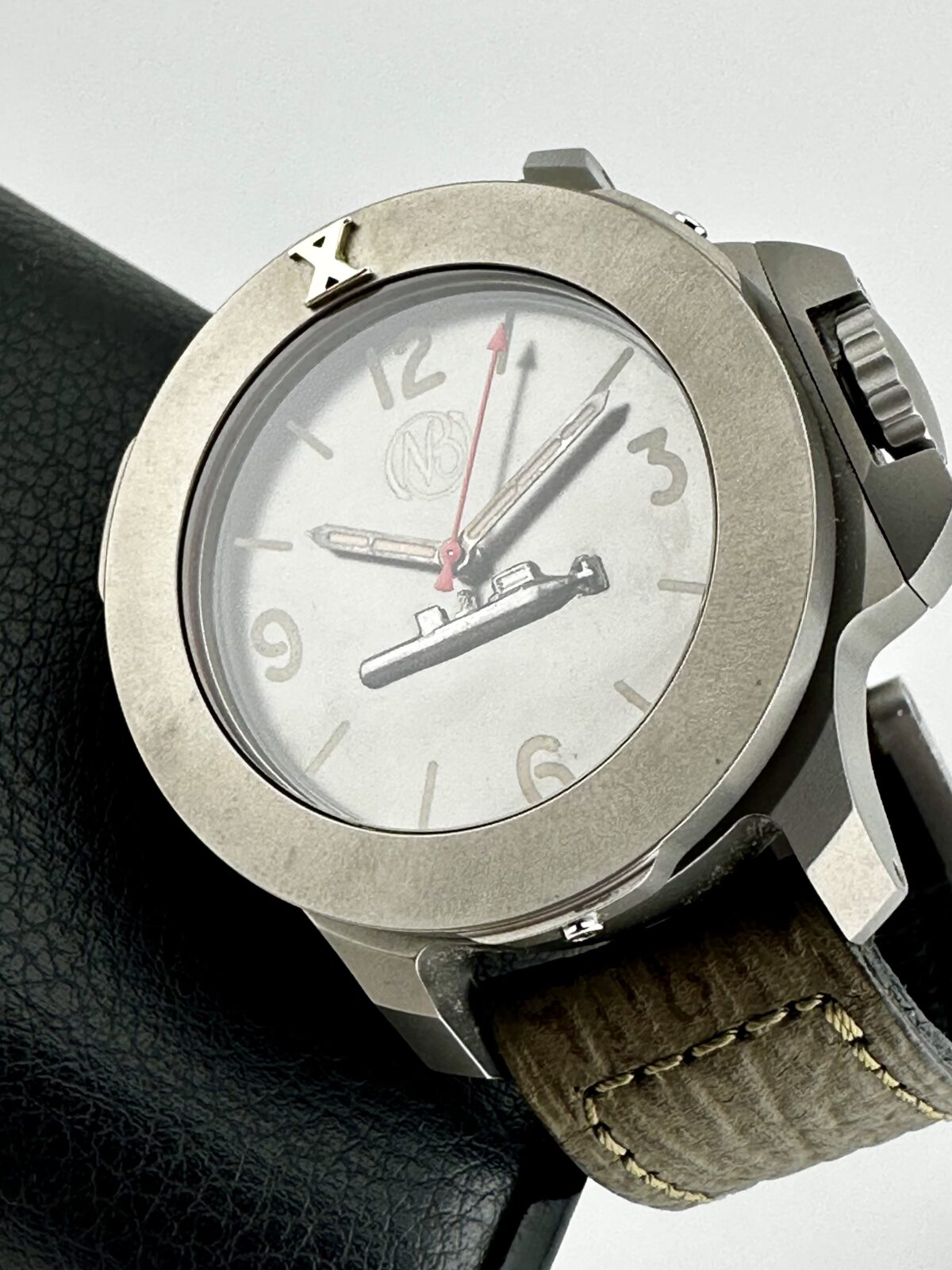 ENNEBI FONDALE TRITONE 9652 LIMITED EDITION 20 PIECES METALLIC GREEN 47MM 1000M