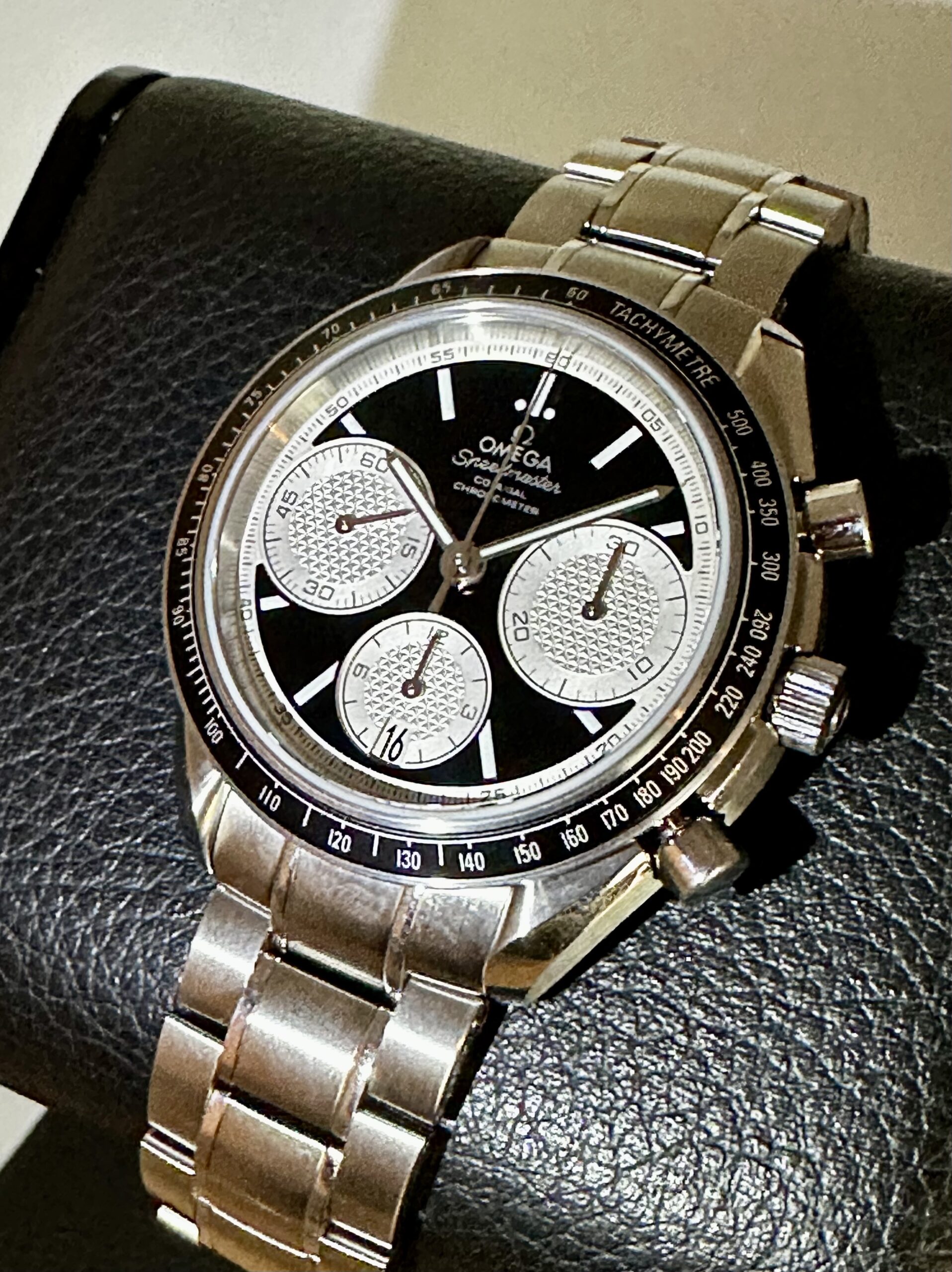 OMEGA SPEEDMASTER RACING Chronograph 326.30.40.50.01.002 40mm Panda ...