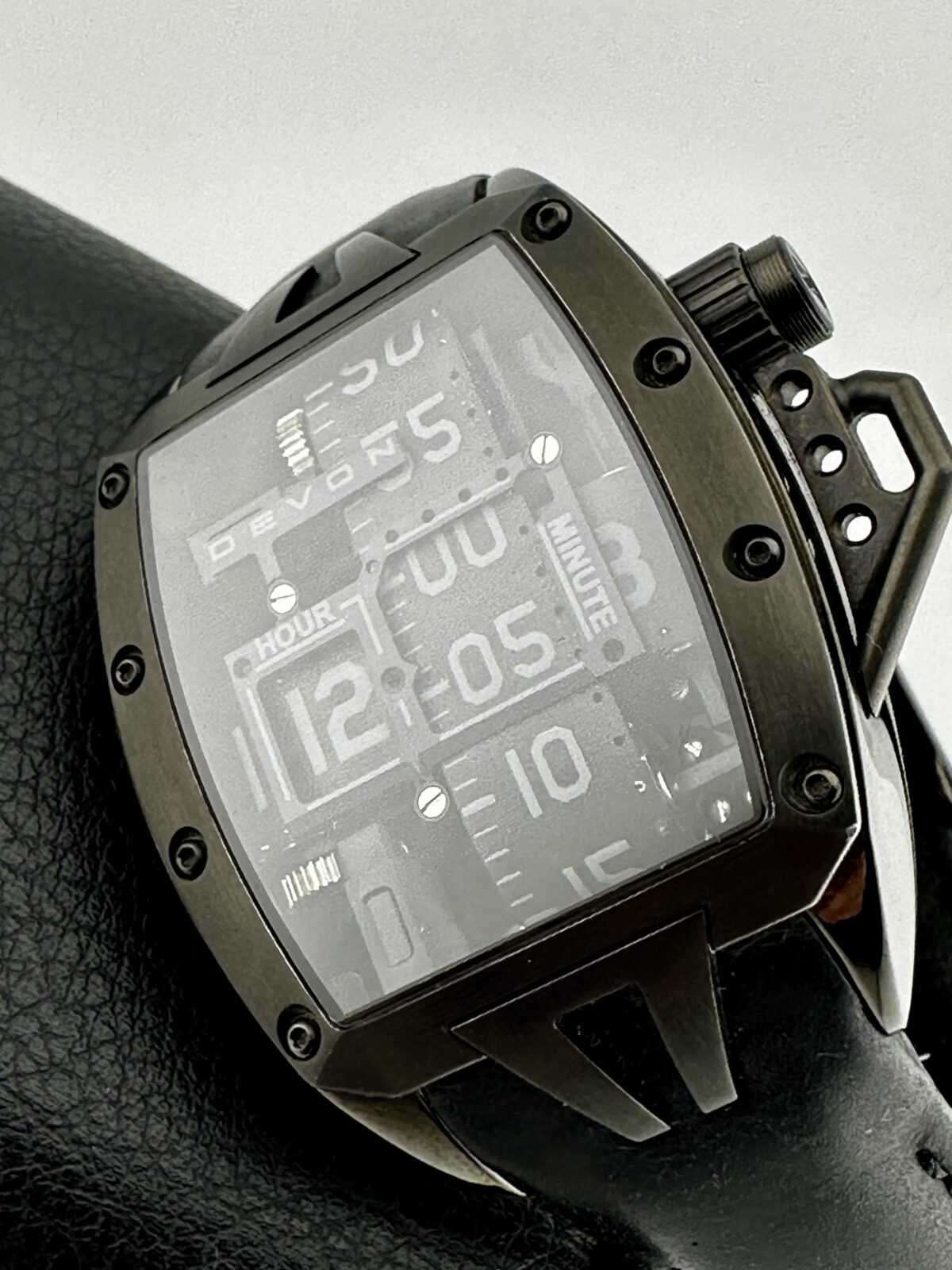 DEVON TREAD 2 NIGHTMARE Black DLC Case 42mm Time Belts Driven Movement Complete