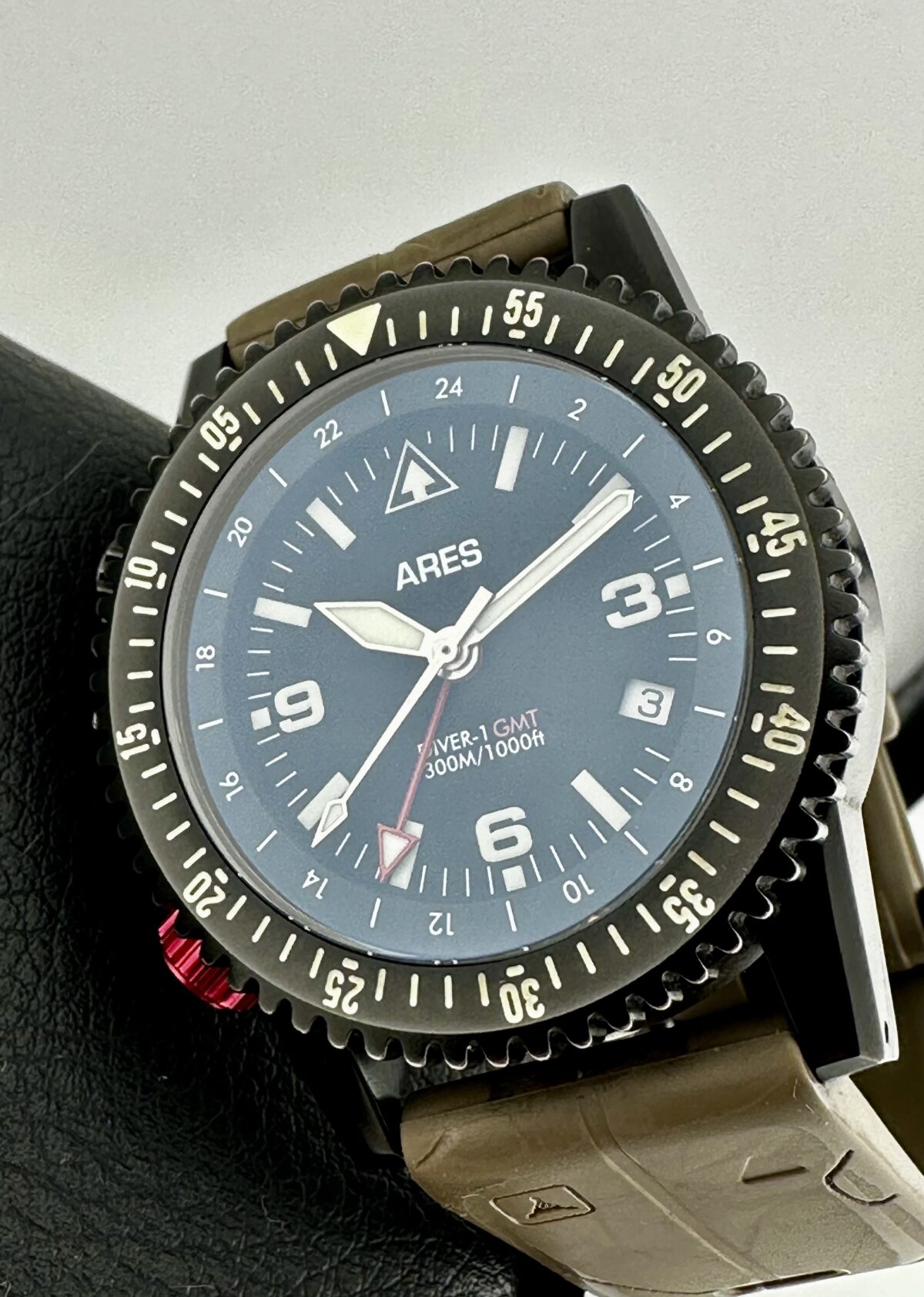 ARES DIVER-1 GMT B GLOBAL MISSION TIMER SWISS ETA 2893 AUTOMATIC 41MM 300m BLACK