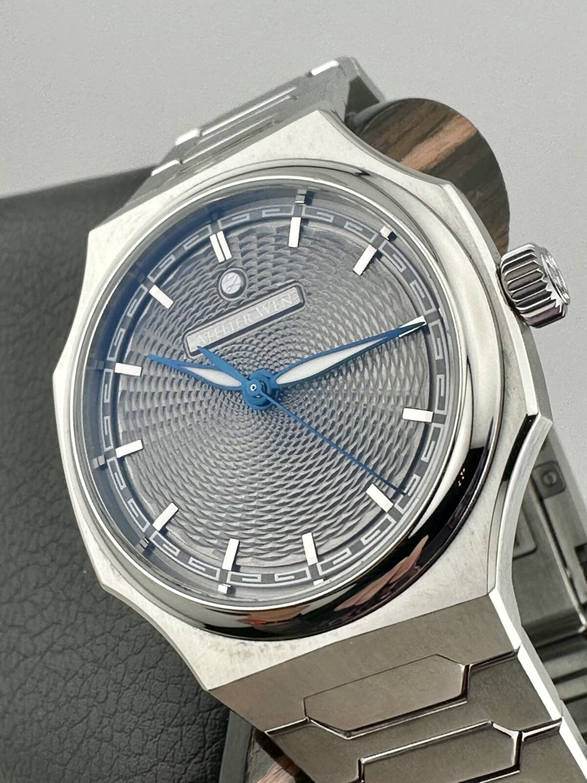 ATELIER WEN PERCEPTION 2.0 GREY Dial 40mm Automatic Côtes de Genève 904L Steel