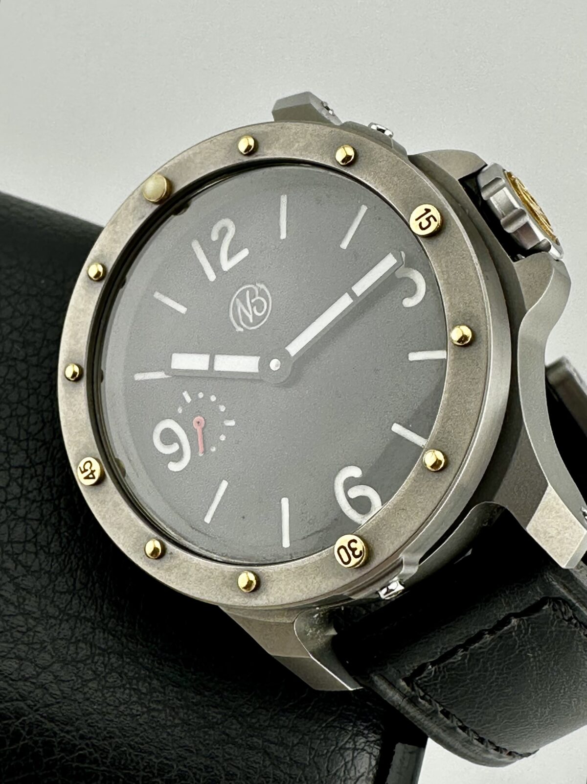 ENNEBI FONDALE TOSCANA 9663 BLACK DIAL SWISS MANUAL WIND TITANIUM 47MM 1000M