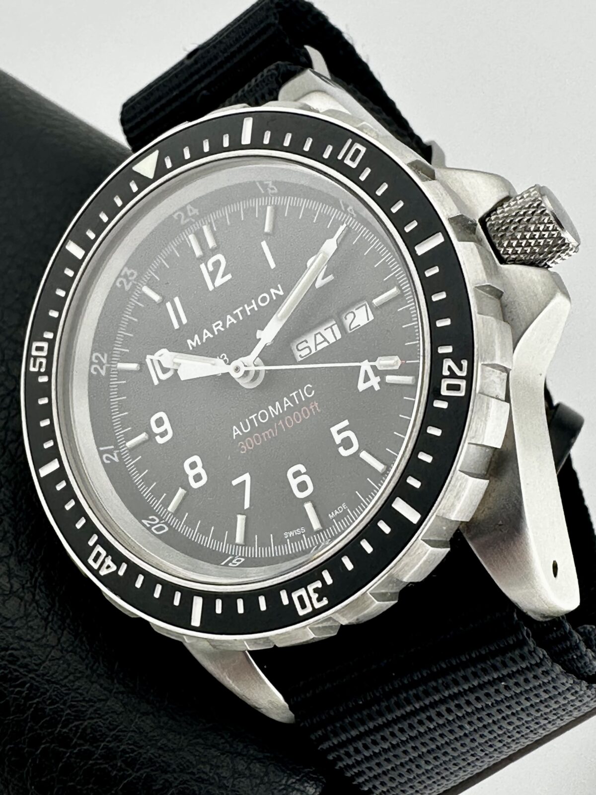 MARATHON JDD JUMBO DAY DATE PILOTS SWISS AUTOMATIC 46MM 300M DIVER 2 Straps