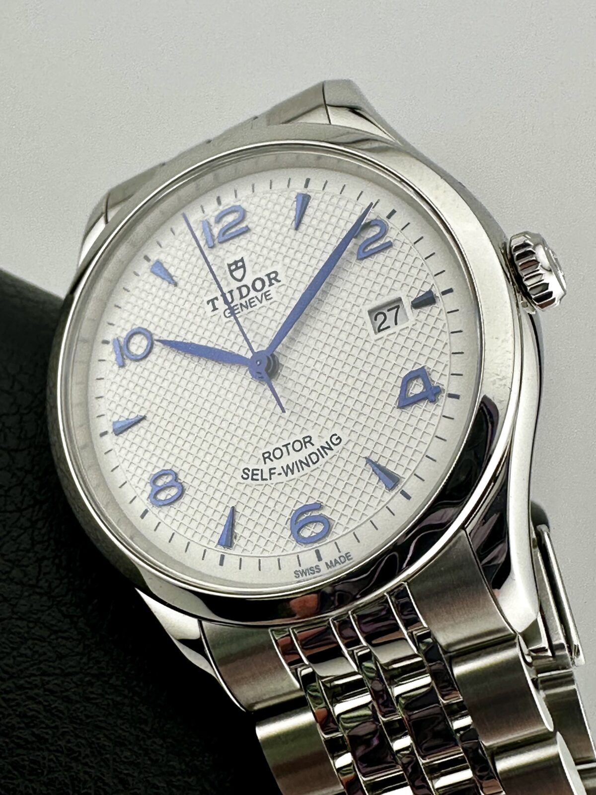 TUDOR 1926 M91550 OPALINE & BLUE DIAL SWISS AUTOMATIC 39MM New Feb 2026 100m