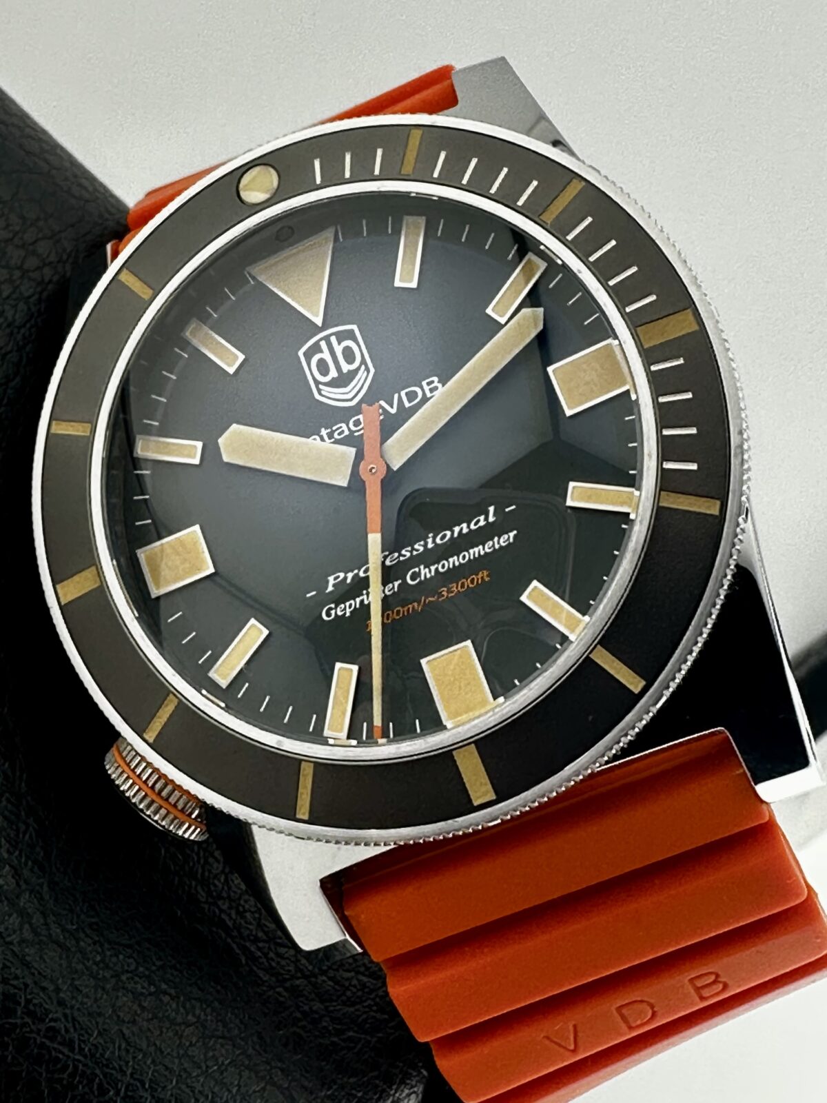 VINTAGE VDB P1000 POLISHED AUTOMATIC CHRONOMETER CERTIFIED 1000M DIVER 48MM